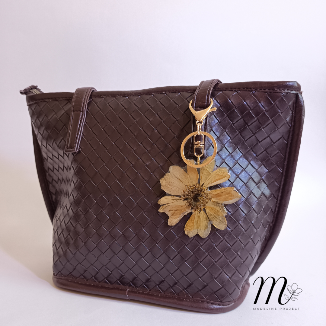 Real Yellow Chrysanthemum Resin Keychain