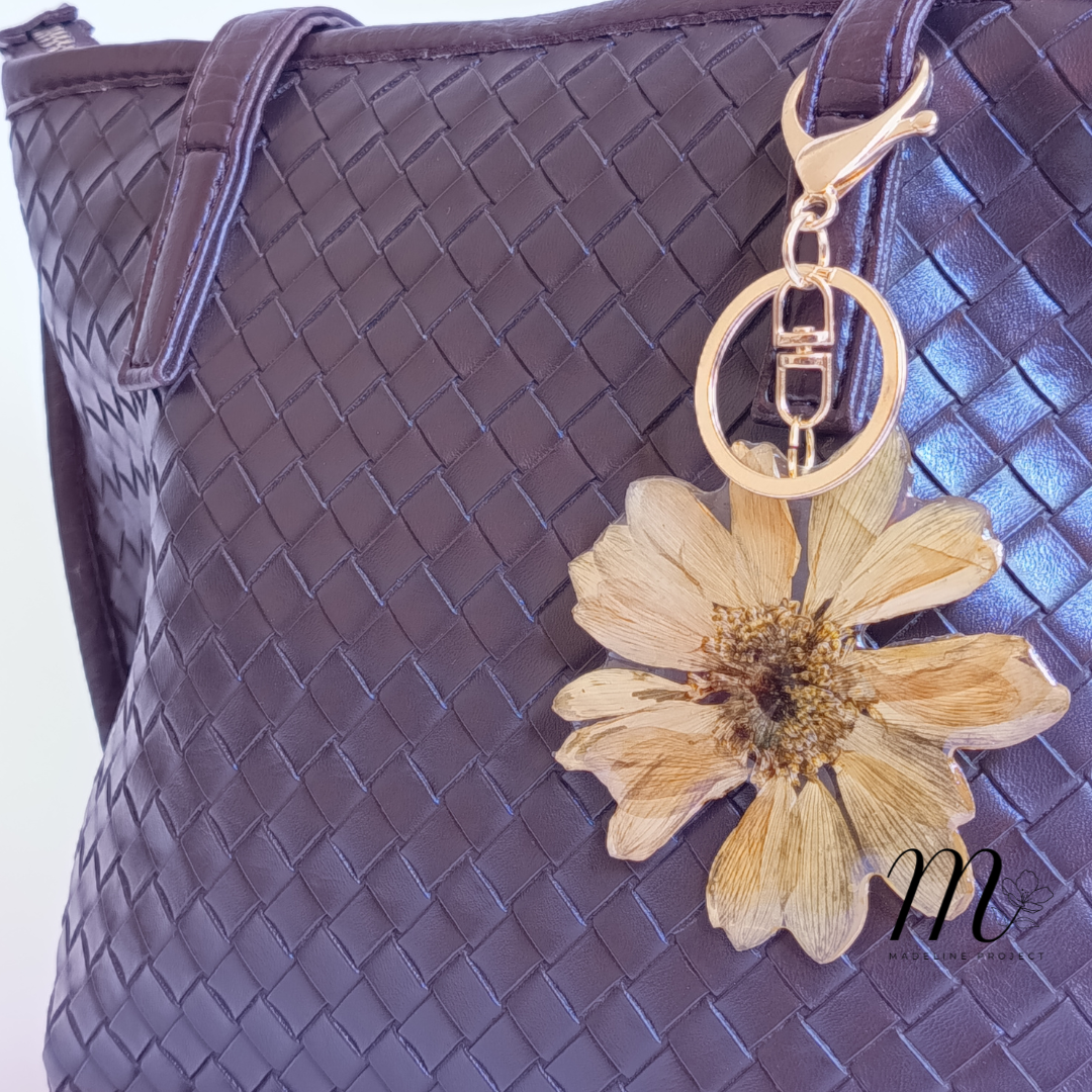 Real Yellow Chrysanthemum Resin Keychain