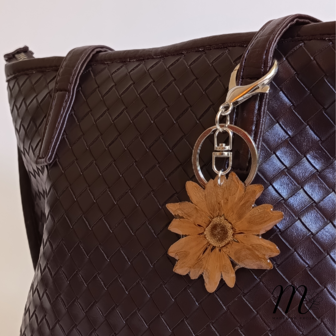 Brown Chrysanthemum Preserved Flower Resin Keychain
