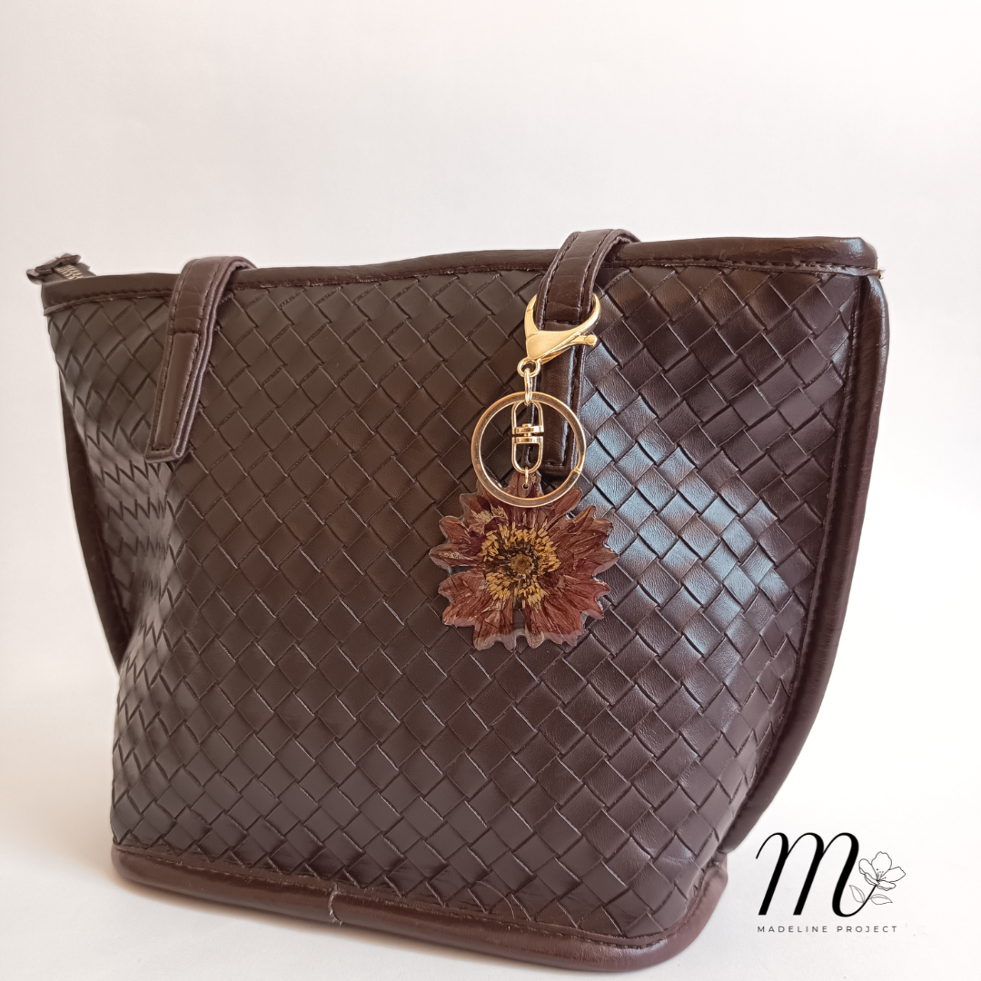 Maroon Chrysanthemum Preserved Flower Resin Keychain