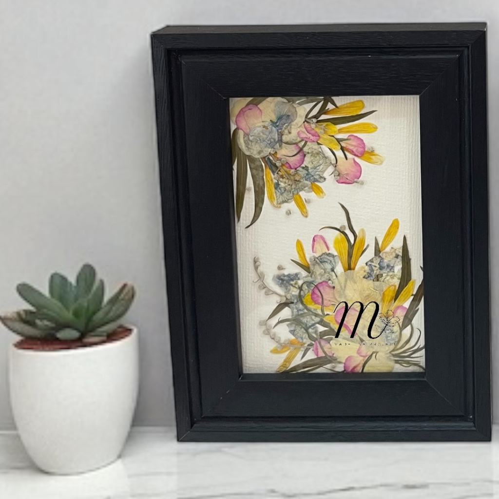 Bianca Mini Frame - Pressed Flower Keepsake